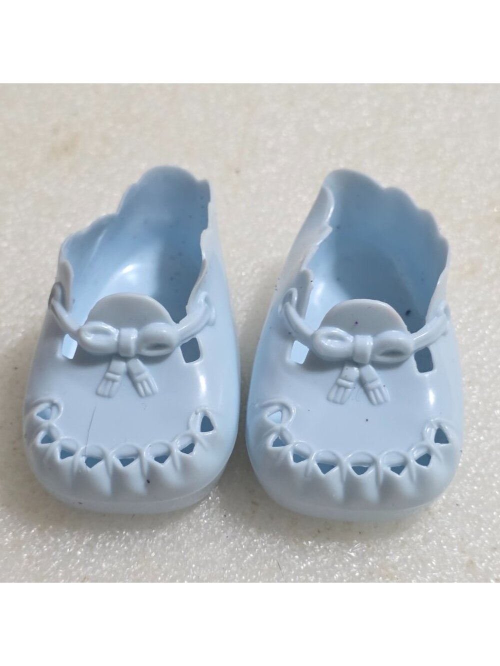 Pleasant Company Bitty Baby boy Blue plastic shoes bow Vintage Toy